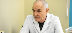 Хірург з Дніпра розповів про порятунок бійців на 